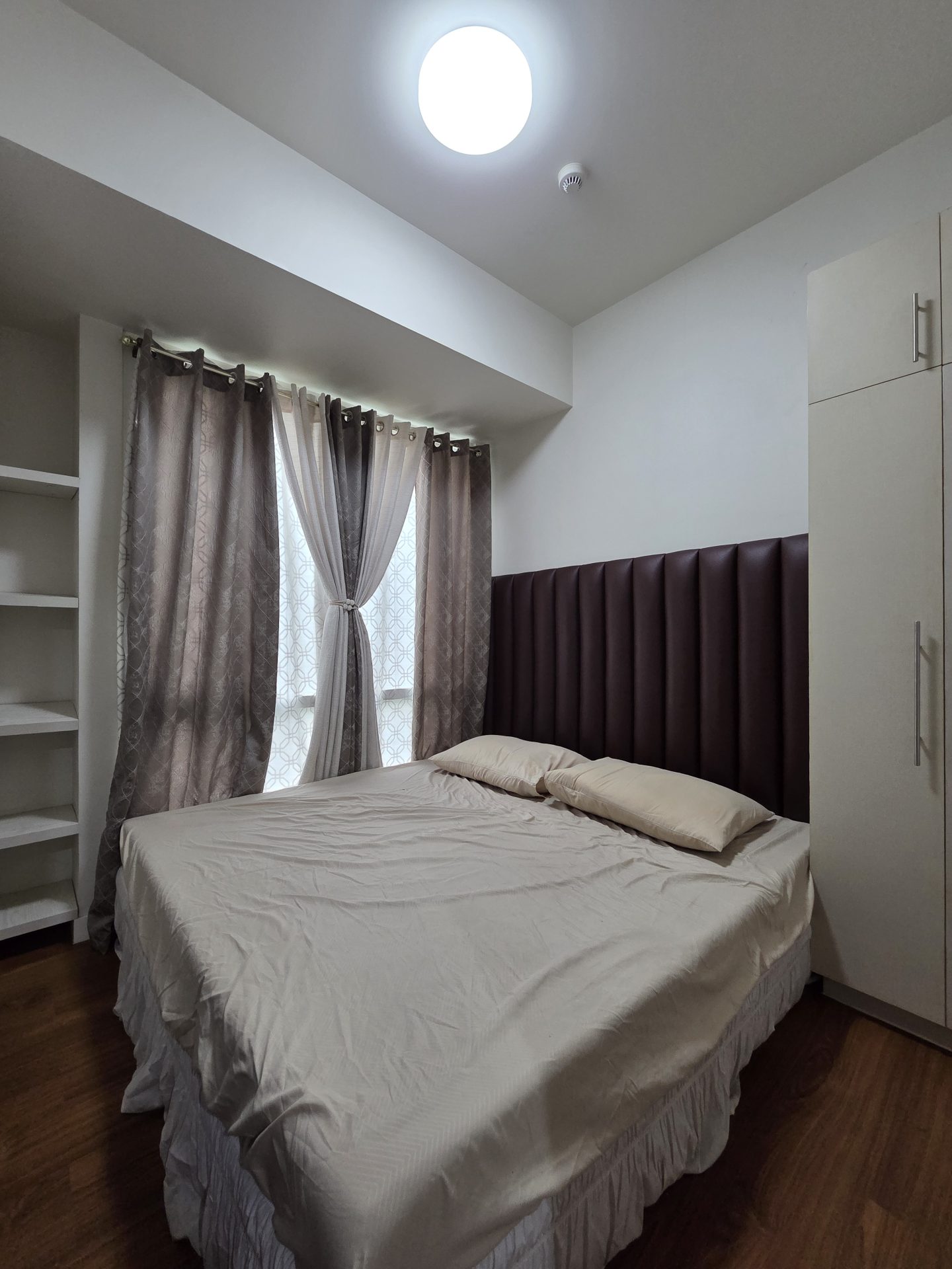 1 BR CONDO AT MARCO POLO RESIDENCES in Nivel Hills, photo 1 of 7