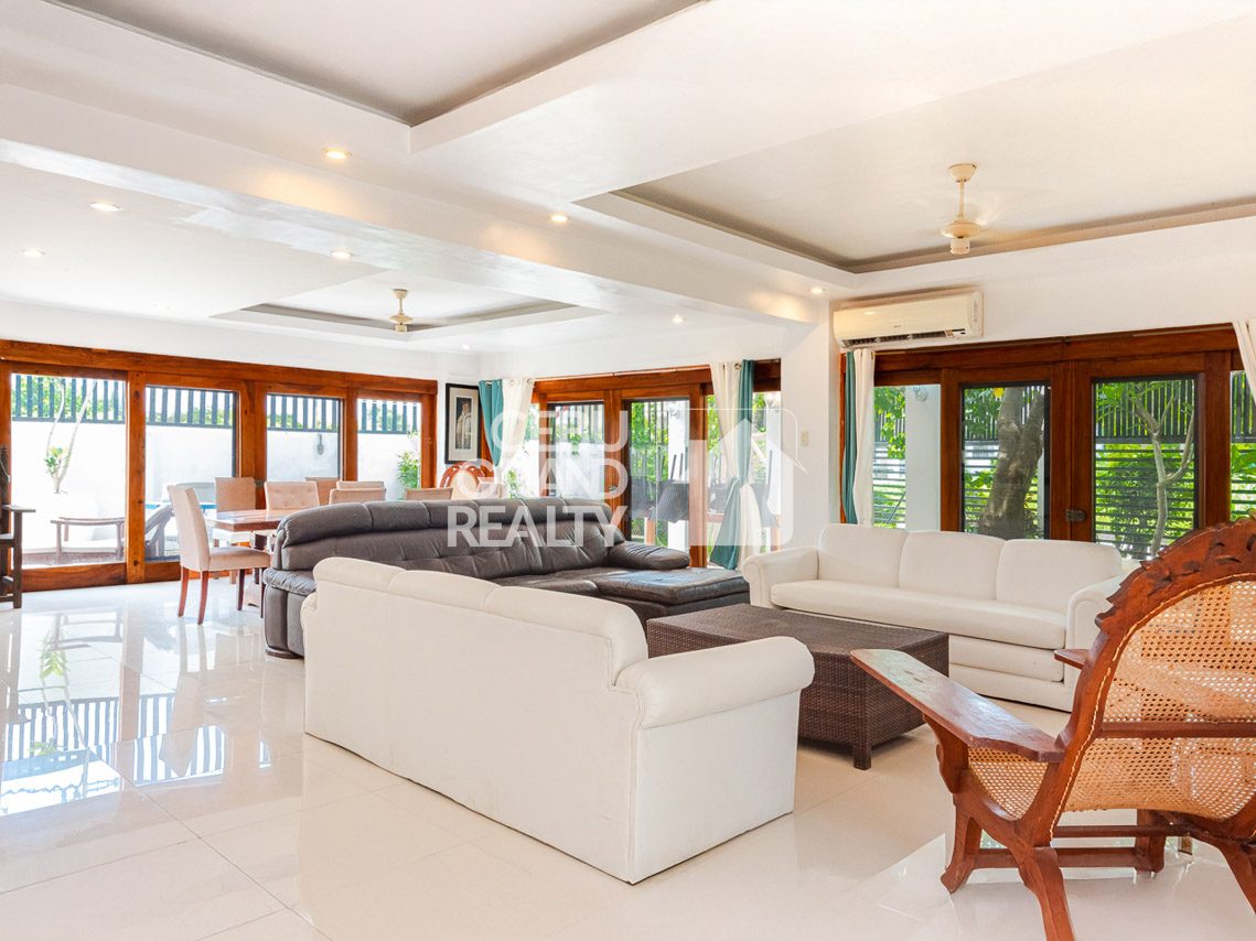 4 Bedroom House for Rent in White Sands Subdivision in Mactan in Lapu-lapu City, photo 1 of 10