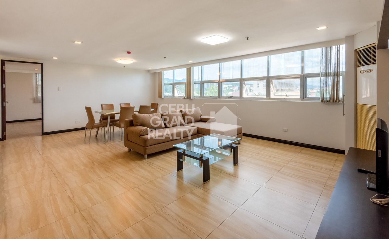 Spacious Open-layout Condo with Bright Living Room in Banilad in Banilad, photo 1 of 10